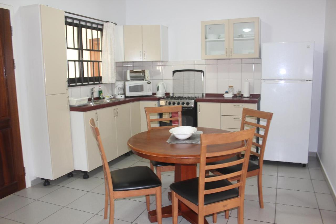 Rachel'S Apartments Paramaribo Room photo